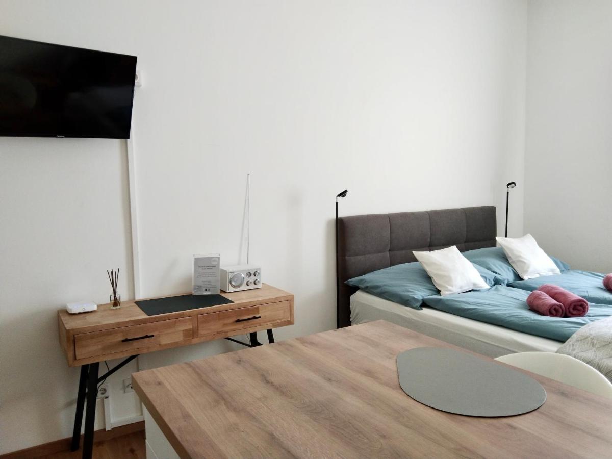 Air-Conditioned, Quiet Apartment - Center Of Sankt Poelten - Smart Tv Esterno foto